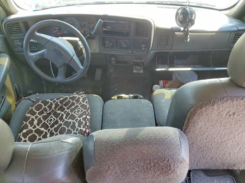 2003 Chevrolet Silverado მანქანა იყიდება აუქციონზე, vin: 2GCEC19V231180883, აუქციონის ნომერი: 61050726
