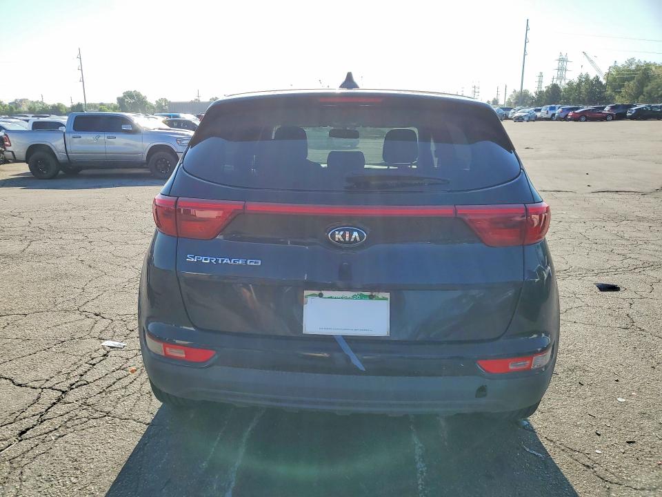 62140246 :رقم المزاد ، KNDPM3AC1H7177219 vin ، 2017 Kia Sportage مزاد بيع