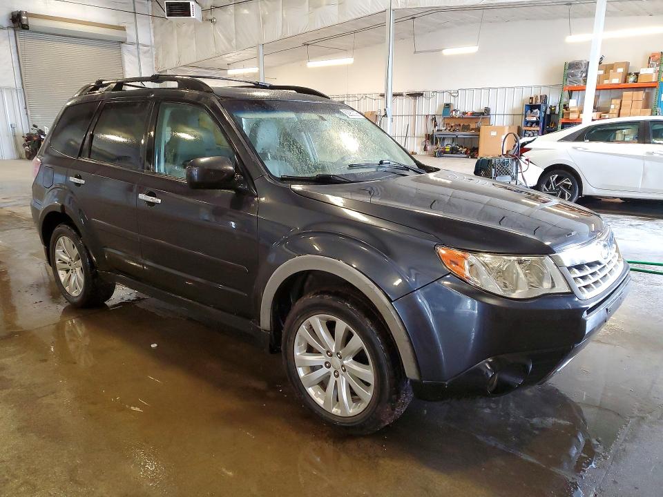 2011 Subaru Forester მანქანა იყიდება აუქციონზე, vin: JF2SHAEC2BH763637, აუქციონის ნომერი: 62950326