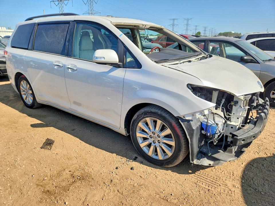 61900706 :رقم المزاد ، 5TDYK3DC6ES491634 vin ، 2014 Toyota Sienna مزاد بيع