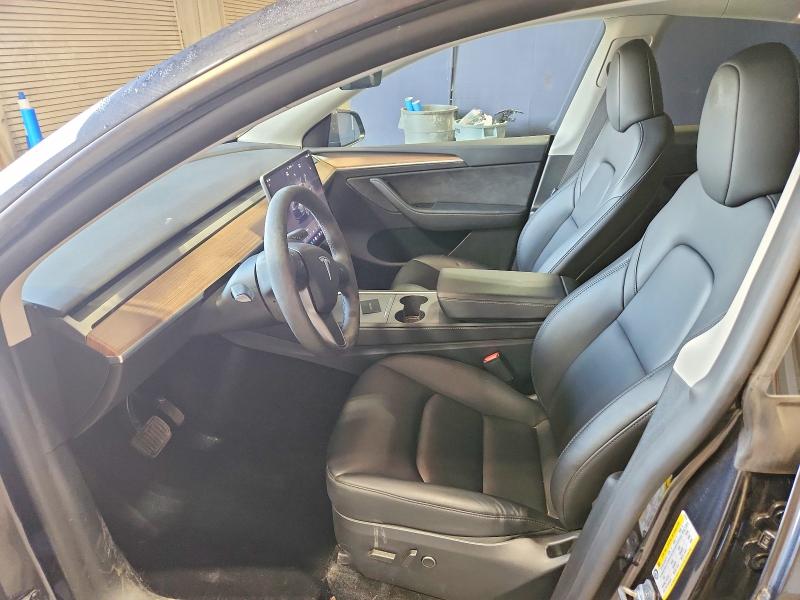 59997956 :رقم المزاد ، 7SAYGDEE9SF318510 vin ، 2025 Tesla Model Y مزاد بيع