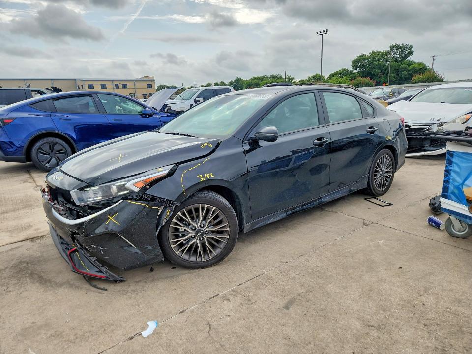 60808166 :رقم المزاد ، 3KPF54AD1RE728919 vin ، 2024 Kia Forte مزاد بيع