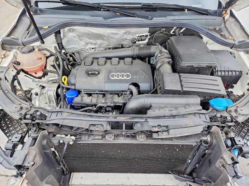 62983316 :رقم المزاد ، WA1ECCFS3JR032181 vin ، 2018 Audi Q3 مزاد بيع
