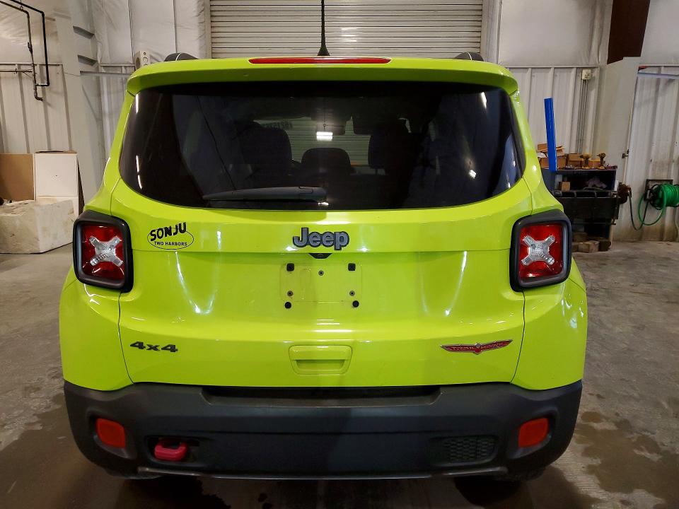 2018 Jeep Renegade მანქანა იყიდება აუქციონზე, vin: ZACCJBCB2JPH86737, აუქციონის ნომერი: 62157636