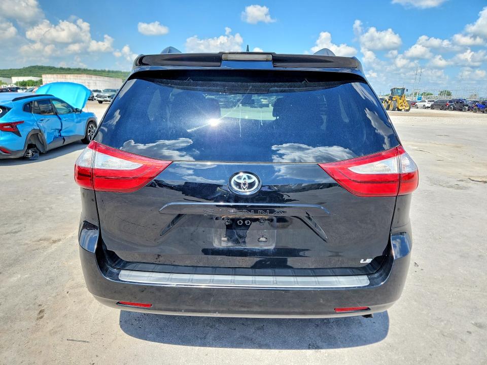 Продаж на аукціоні авто 2018 Toyota Sienna, vin: 5TDKZ3DC7JS959852, номер лоту: 60196796