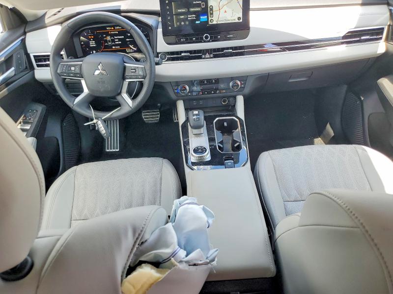 2025 Mitsubishi Outlander მანქანა იყიდება აუქციონზე, vin: JA4J3WA81SZ031270, აუქციონის ნომერი: 60692666