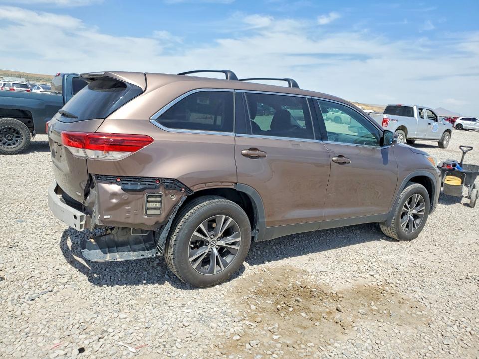 55477246 :رقم المزاد ، 5TDBZRFH8KS982070 vin ، 2019 Toyota Highlander مزاد بيع