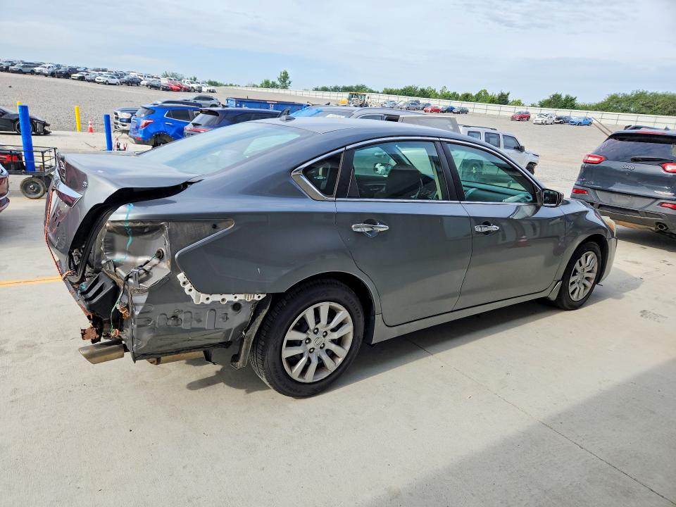 Продаж на аукціоні авто 2015 Nissan Altima, vin: 1N4AL3AP7FN340692, номер лоту: 61762076