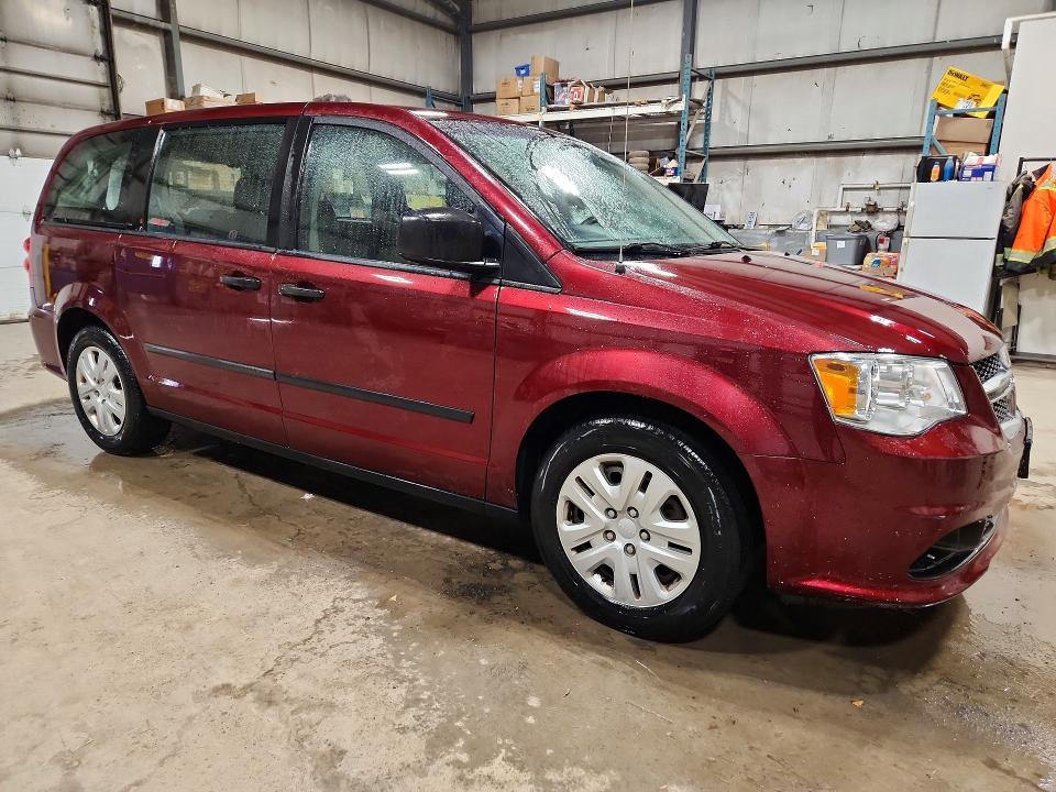 61157776 :رقم المزاد ، 2C4RDGBG3HR575273 vin ، 2017 Dodge Grand Caravan مزاد بيع