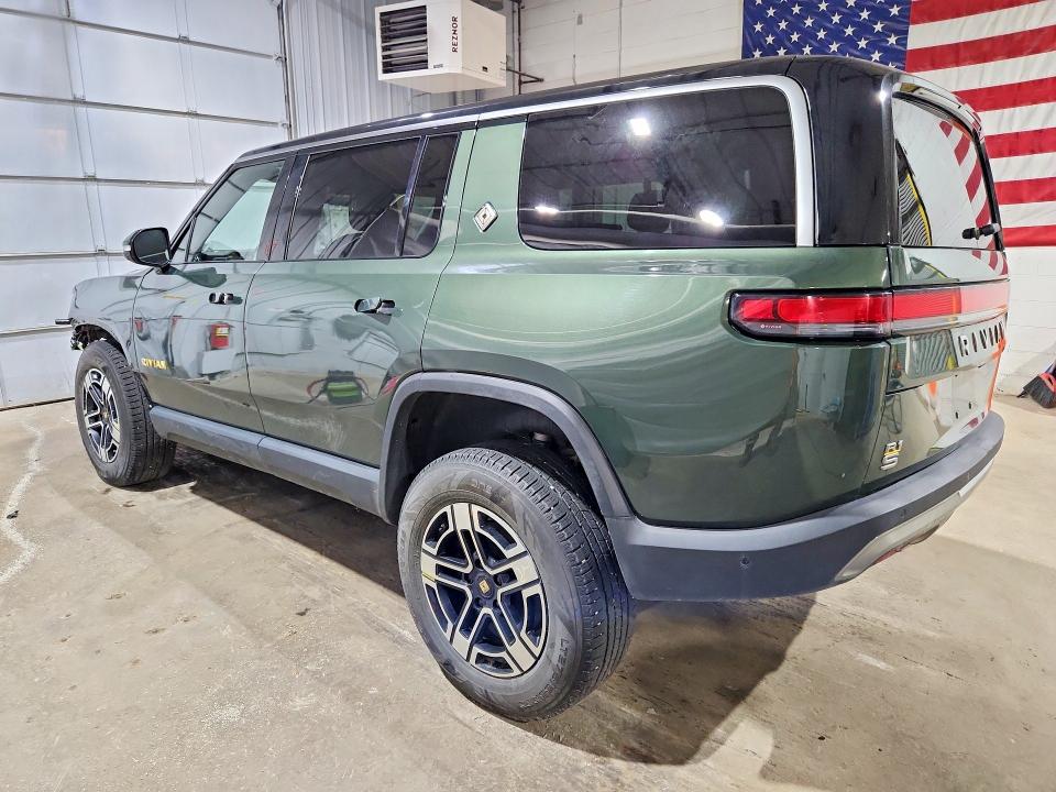 Продажа на аукционе авто 2022 Rivian R1s, vin: 7PDSGABL9NN002253, номер лота: 62059066
