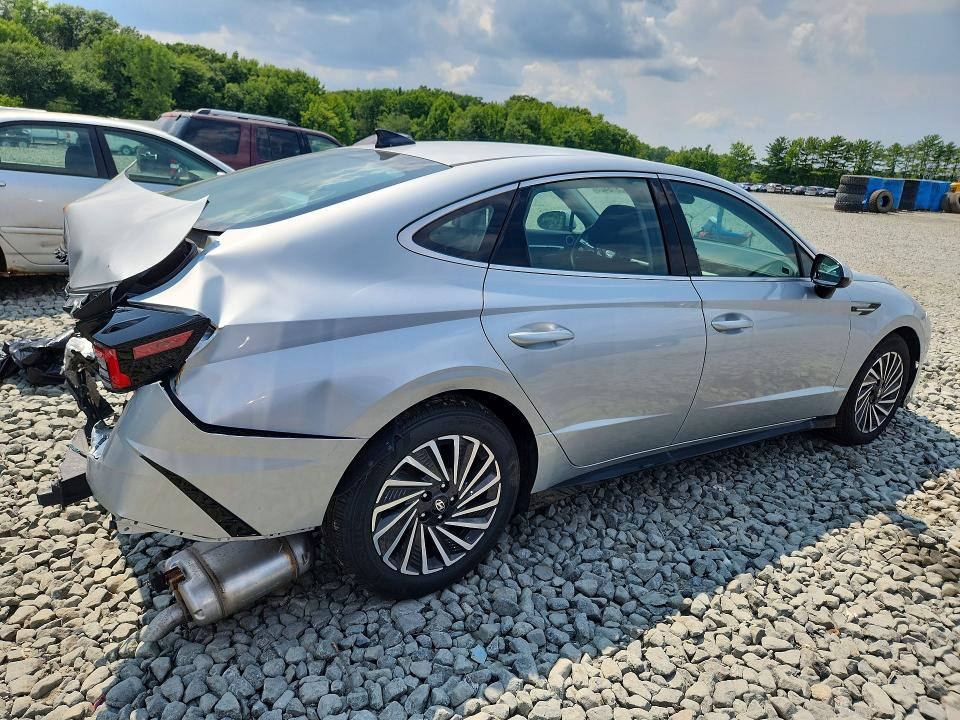 Продажа на аукционе авто 2025 Hyundai Sonata Hybrid, vin: KMHL34JJ7SA133379, номер лота: 62676426