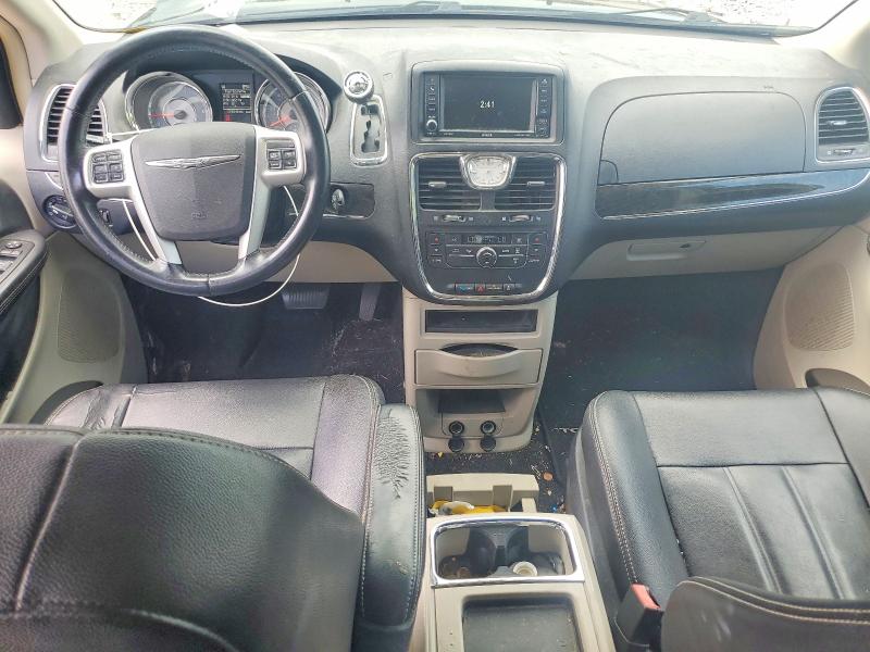 2015 Chrysler Town & Country მანქანა იყიდება აუქციონზე, vin: 2C4RC1BG0FR726308, აუქციონის ნომერი: 60182836