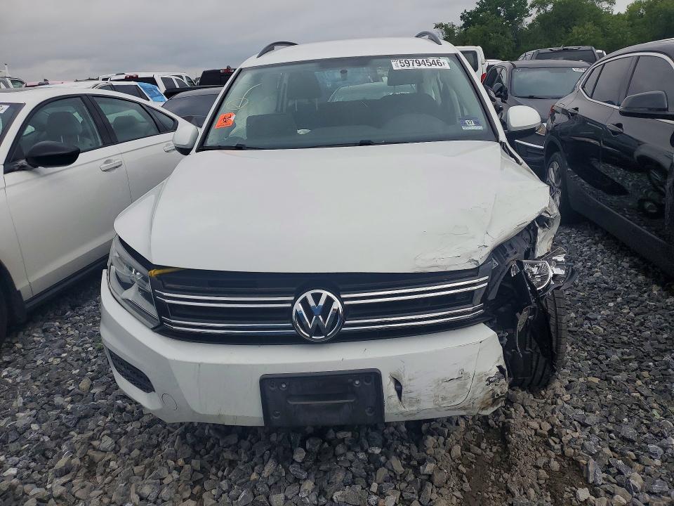 2017 Volkswagen Tiguan მანქანა იყიდება აუქციონზე, vin: WVGBV7AX2HK052921, აუქციონის ნომერი: 59794546