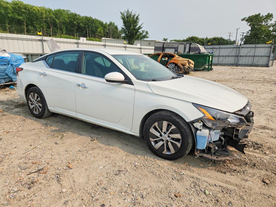 2022 Nissan Altima მანქანა იყიდება აუქციონზე, vin: 1N4BL4BV6NN329849, აუქციონის ნომერი: 61384316