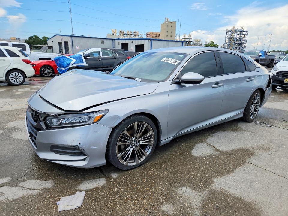 Продажа на аукционе авто 2018 Honda Accord, vin: 1HGCV1F1XJA235071, номер лота: 60674726