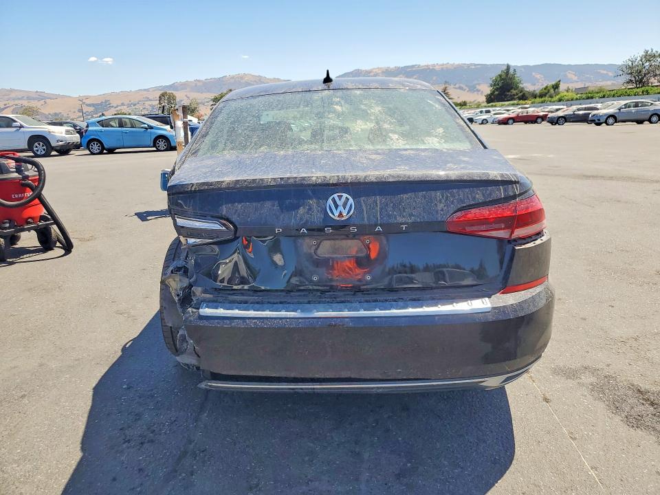 Продажа на аукционе авто 2020 Volkswagen Passat, vin: 1VWAA7A31LC021412, номер лота: 61186116