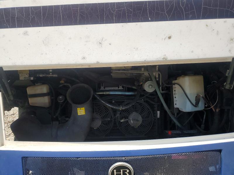 66864856 :رقم المزاد ، 5B4MP67G323353603 vin ، 2002 Workhorse Custom Chassis Motorhome Chassis مزاد بيع