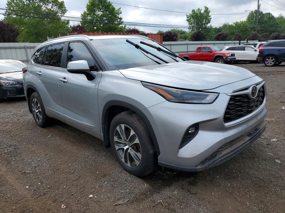 Продажа на аукционе авто 2025 Toyota Highlander Hybrid, vin: 5TDKBRCH6SS676994, номер лота: 62964466