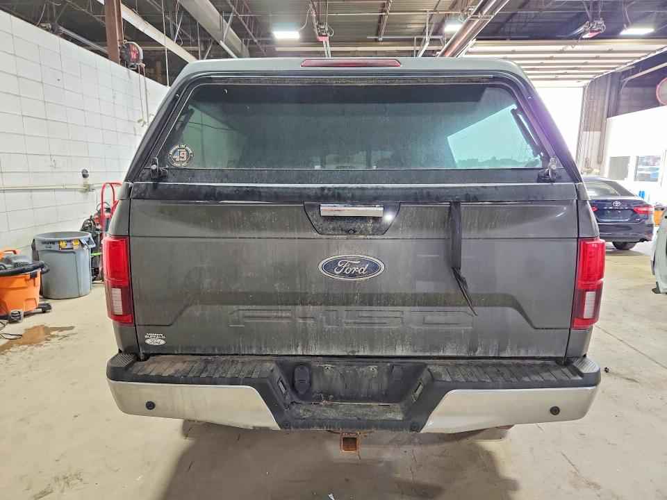 61944706 :رقم المزاد ، 1FTFW1E53JKD07851 vin ، 2018 Ford F150 مزاد بيع