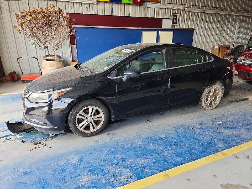 Auction sale of the 2018 Chevrolet Cruze, vin: 1G1BE5SM3J7124711, lot number: 59916346