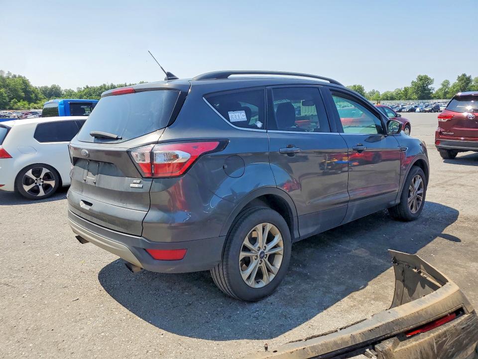 2018 Ford Escape მანქანა იყიდება აუქციონზე, vin: 1FMCU9GD4JUC54024, აუქციონის ნომერი: 61905906