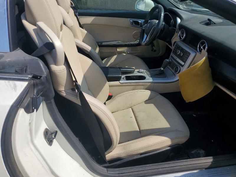 Продажа на аукционе авто 2013 Mercedes-benz Slk, vin: WDDPK4HA5DF058238, номер лота: 61677096