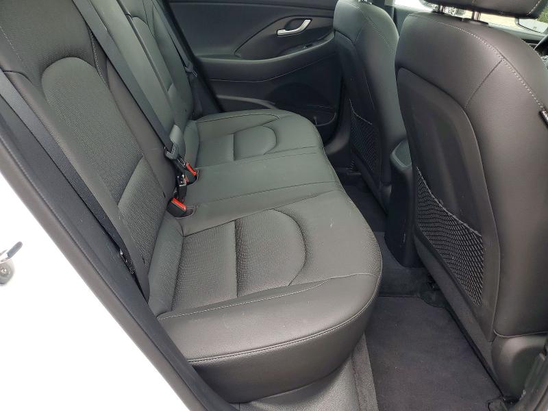 Продажа на аукционе авто 2019 Hyundai Elantra Gt, vin: KMHH35LE7KU107245, номер лота: 61220206