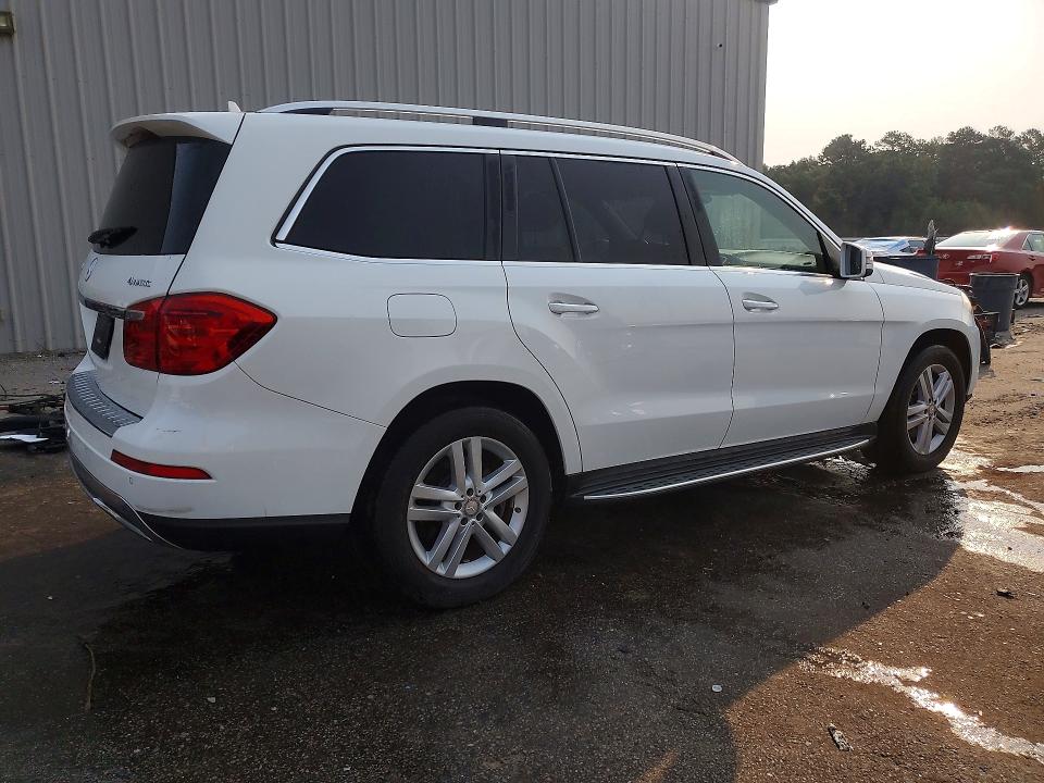 2015 Mercedes-benz Gl მანქანა იყიდება აუქციონზე, vin: 4JGDF6EE5FA611812, აუქციონის ნომერი: 62582996