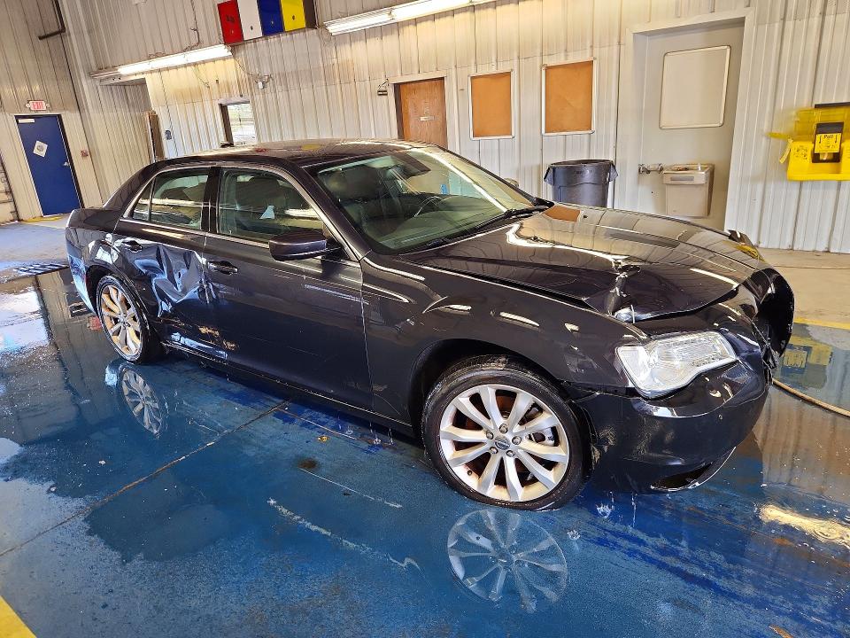 2016 Chrysler 300 მანქანა იყიდება აუქციონზე, vin: 2C3CCARG0GH270544, აუქციონის ნომერი: 53654136