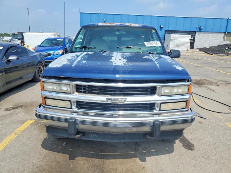 60801406 :رقم المزاد ، 1GNFK16K7RJ420372 vin ، 1994 Chevrolet Suburban مزاد بيع