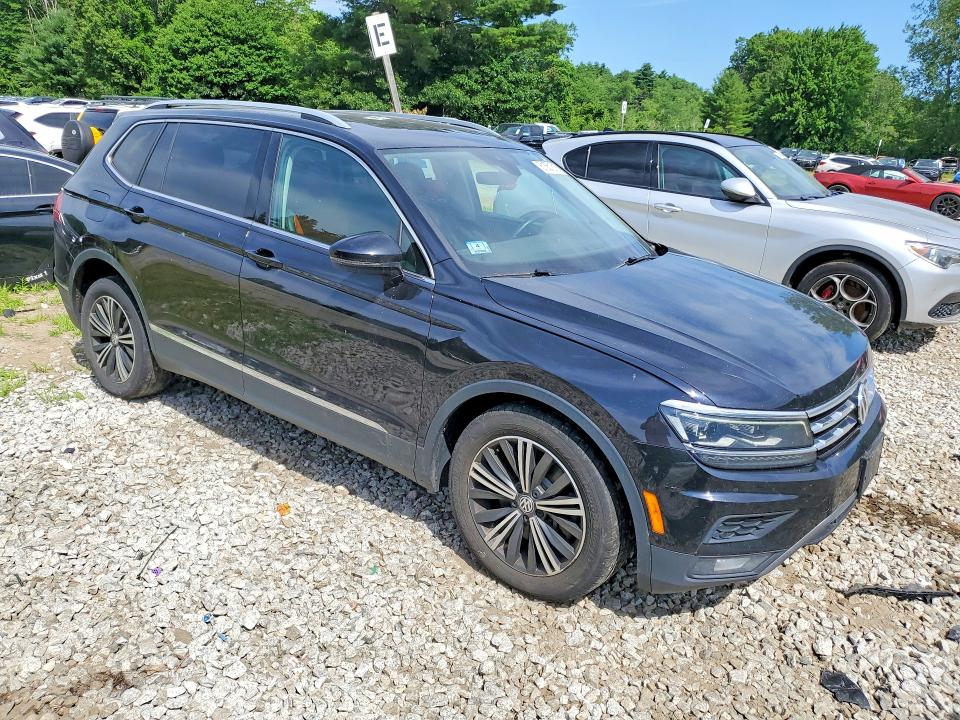 Продажа на аукционе авто 2018 Volkswagen Tiguan, vin: 3VV4B7AX7JM067713, номер лота: 61551216