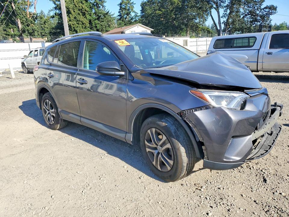 60511216 :رقم المزاد ، 2T3ZFREV0JW514782 vin ، 2018 Toyota Rav4 مزاد بيع