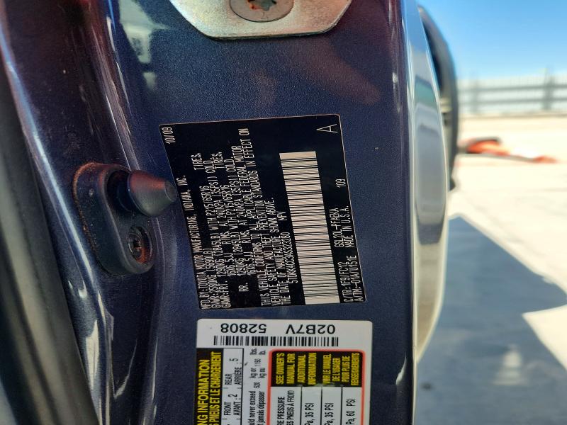 Aukcja sprzedaży 2010 Toyota Sienna, vin: 5TDKK4CC3AS323280, numer aukcji: 60849426