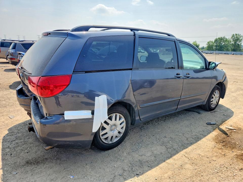 Aukcja sprzedaży 2010 Toyota Sienna, vin: 5TDKK4CC2AS322833, numer aukcji: 61769926