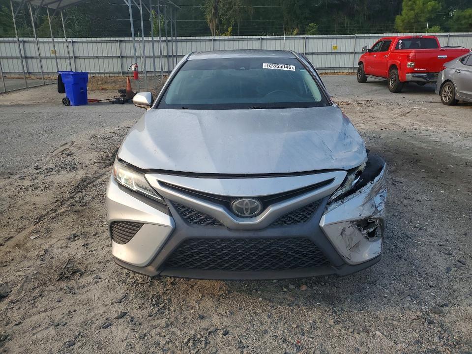 2019 Toyota Camry მანქანა იყიდება აუქციონზე, vin: 4T1B11HK8KU213304, აუქციონის ნომერი: 62855046
