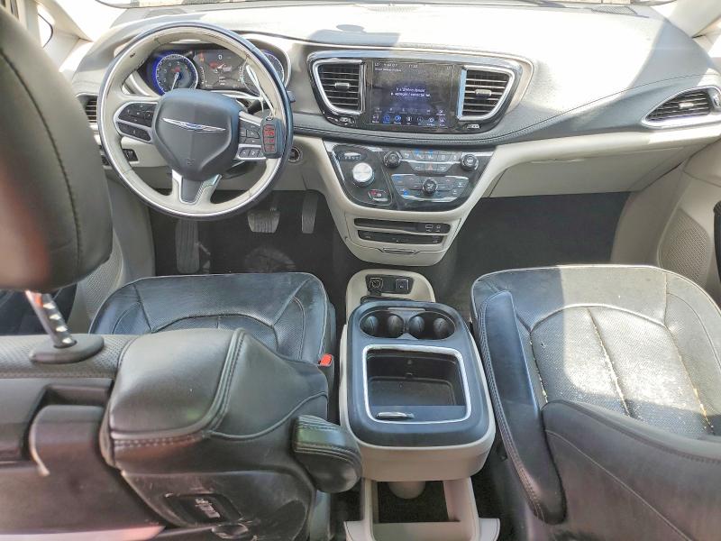 61434276 :رقم المزاد ، 2C4RC1GG6JR357763 vin ، 2018 Chrysler Pacifica مزاد بيع