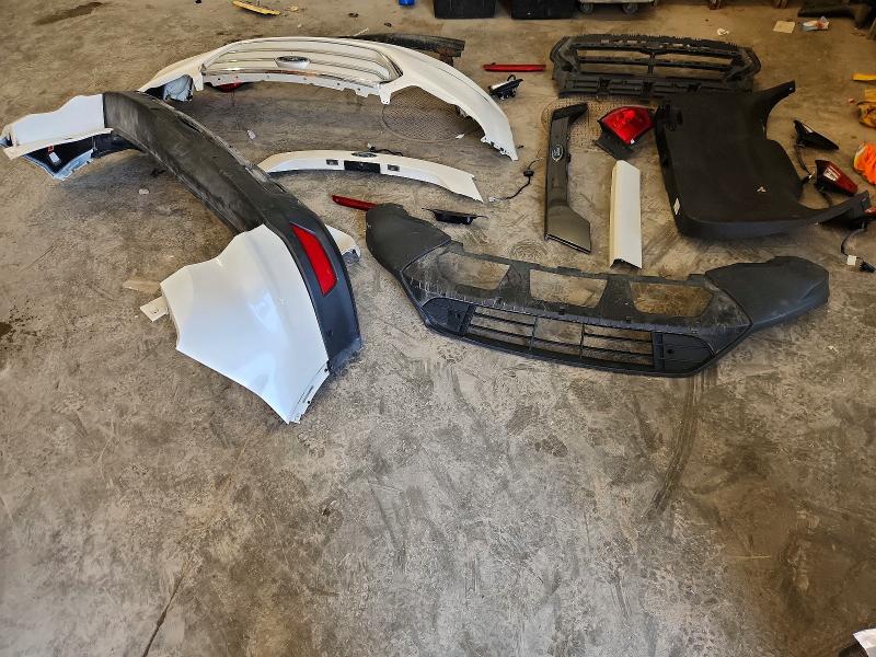 2019 Ford Escape მანქანა იყიდება აუქციონზე, vin: 1FMCU9J93KUB16805, აუქციონის ნომერი: 61919616