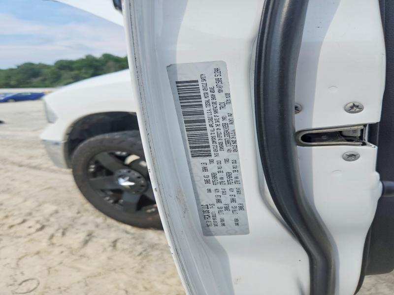 62651706 :رقم المزاد ، 1C6RR7LG3GS410358 vin ، 2016 Ram 1500 مزاد بيع