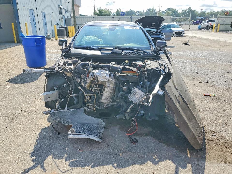 61219016 :رقم المزاد ، WDDSJ4EB1JN567870 vin ، 2018 Mercedes-benz Cla مزاد بيع