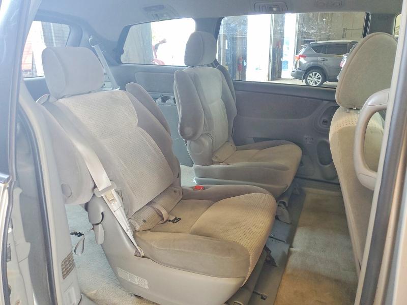 61495616 :رقم المزاد ، 5TDZK23C98S125459 vin ، 2008 Toyota Sienna مزاد بيع