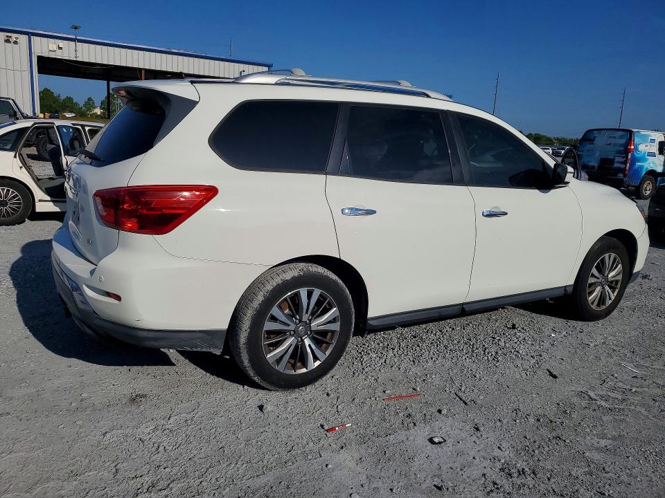 62567836 :رقم المزاد ، 5N1DR2MN1JC668894 vin ، 2018 Nissan Pathfinder مزاد بيع