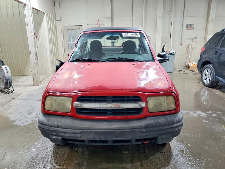 Продаж на аукціоні авто 2001 Chevrolet Tracker, vin: 2CNBJ18C716943937, номер лоту: 60754076