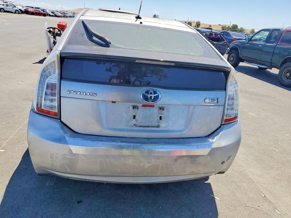 Продаж на аукціоні авто 2014 Toyota Prius Plug-in Hybrid, vin: JTDKN3DP9E3052526, номер лоту: 60878096