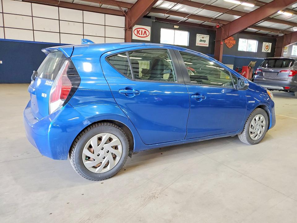 63045996 :رقم المزاد ، JTDKDTB34F1579860 vin ، 2015 Toyota Prius C مزاد بيع