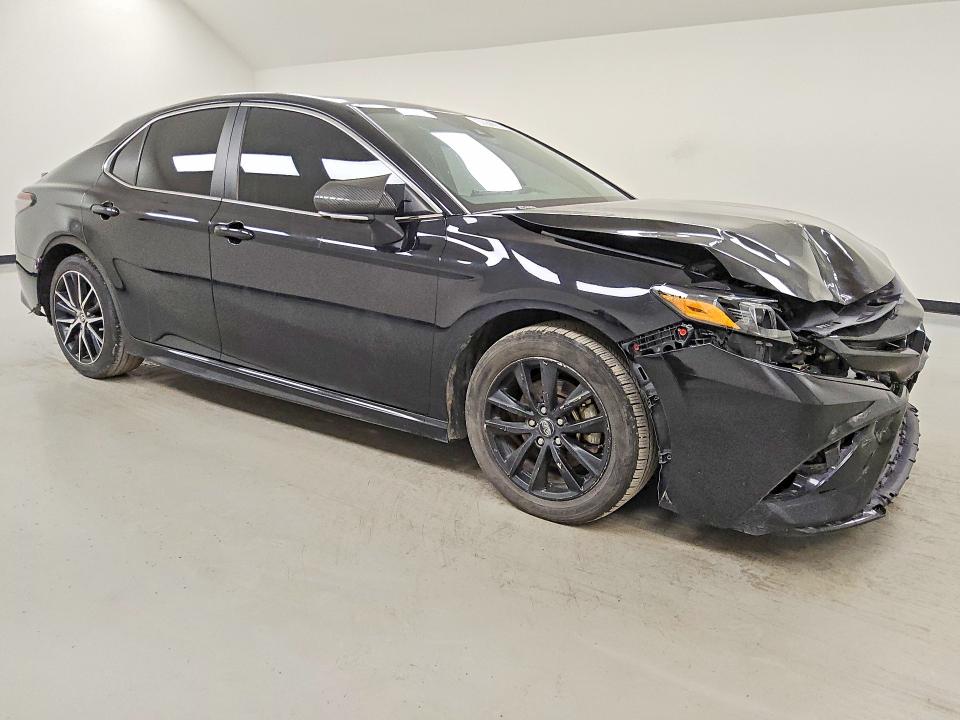 2023 Toyota Camry მანქანა იყიდება აუქციონზე, vin: 4T1G11AKXPU766964, აუქციონის ნომერი: 60962266