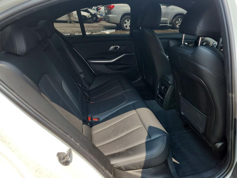 62482236 :رقم المزاد ، 3MW89FF09P8D04752 vin ، 2023 Bmw 330xi مزاد بيع