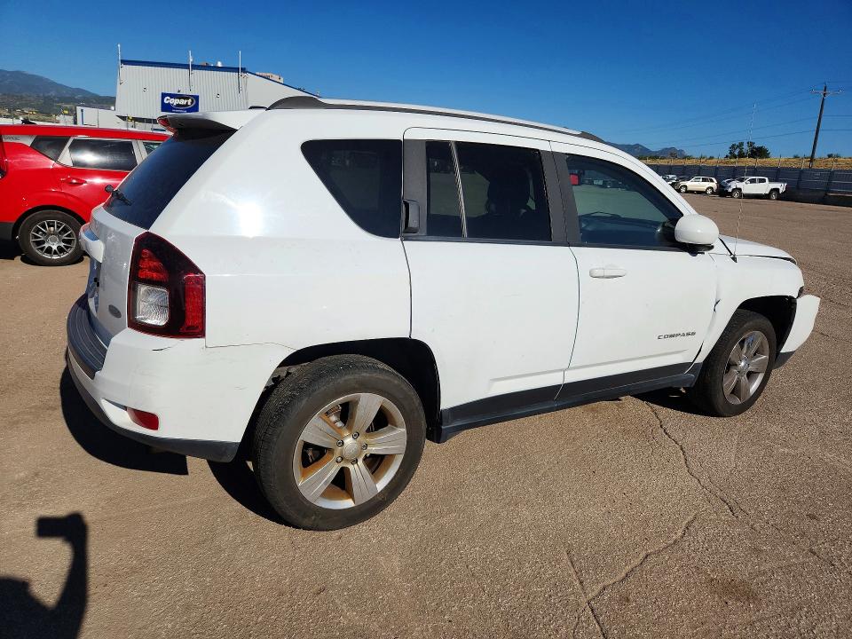 2016 Jeep Compass მანქანა იყიდება აუქციონზე, vin: 1C4NJDEB0GD542237, აუქციონის ნომერი: 61754626