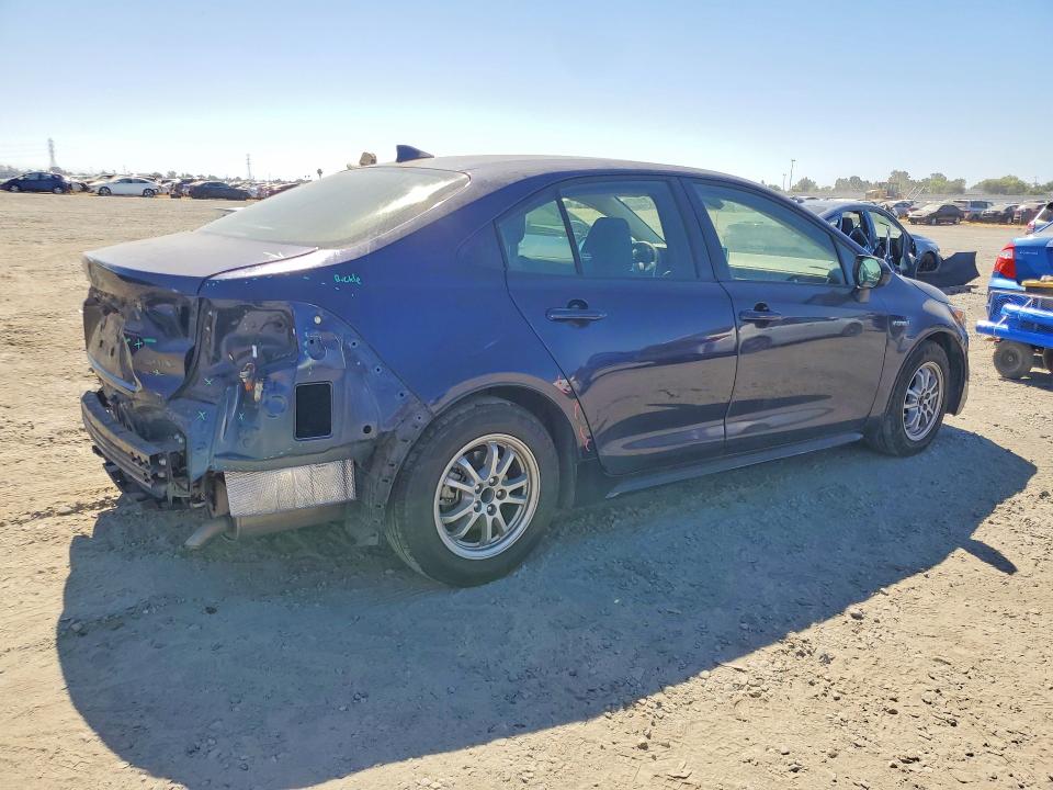 61366136 :رقم المزاد ، JTDEAMDE9MJ035197 vin ، 2021 Toyota Corolla مزاد بيع