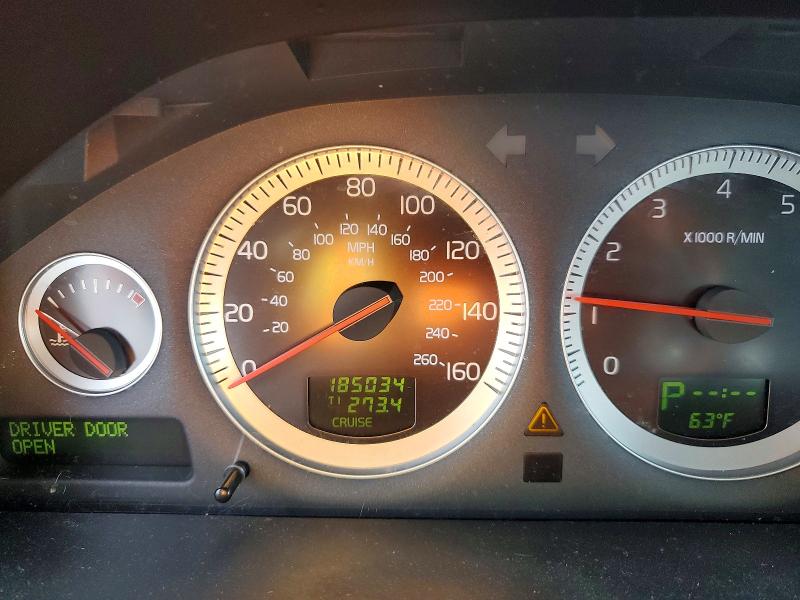 59868536 :رقم المزاد ، YV4852CZ3B1582664 vin ، 2011 Volvo Xc90 مزاد بيع