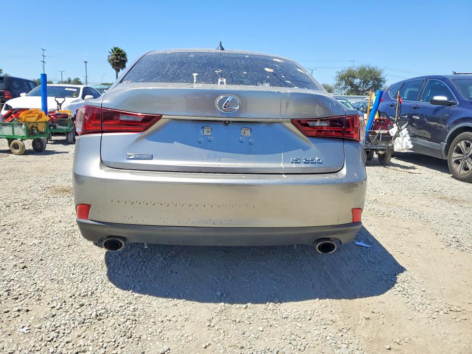 2015 Lexus Is მანქანა იყიდება აუქციონზე, vin: JTHBF1D23F5057392, აუქციონის ნომერი: 60018586